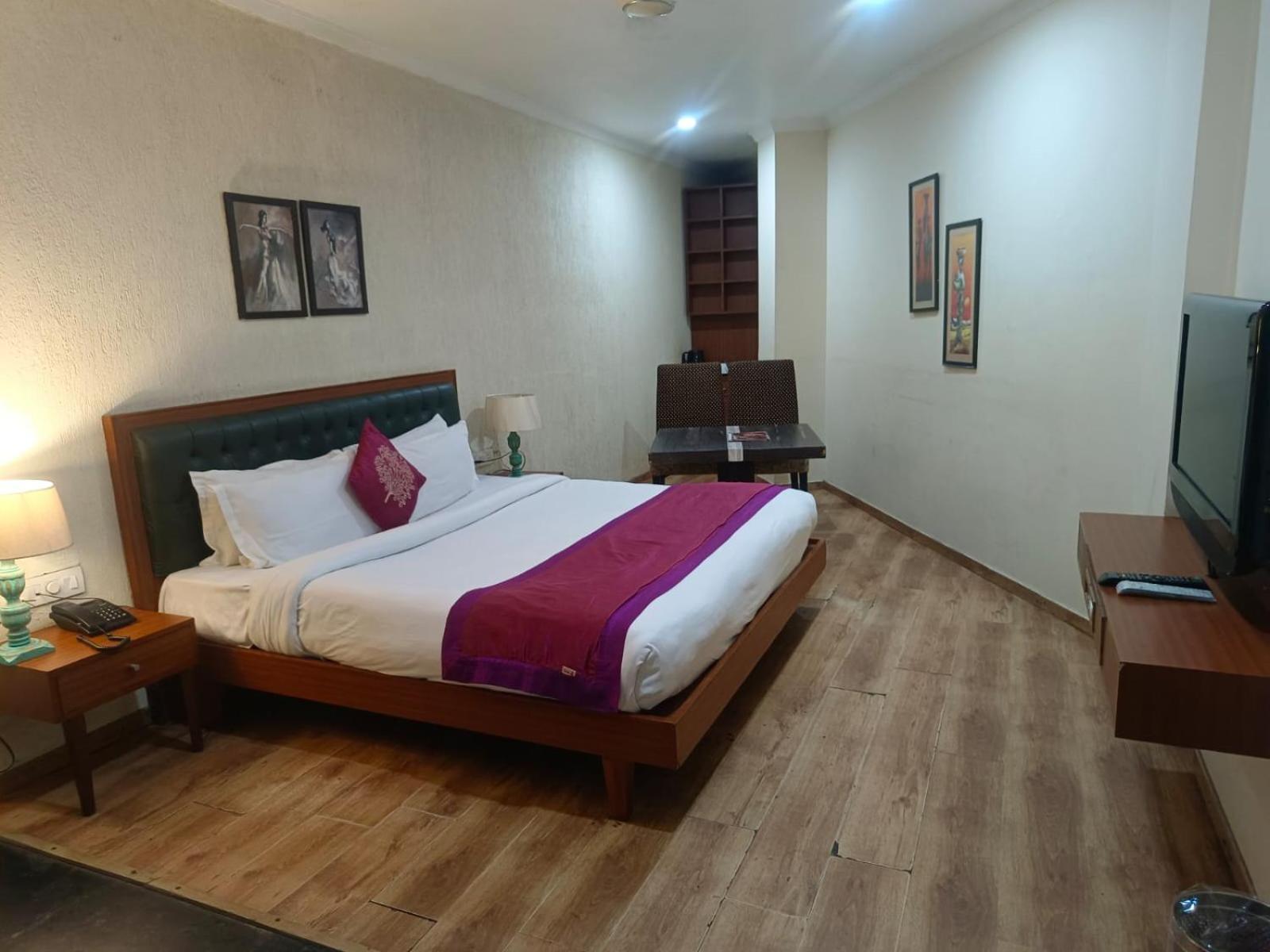 Hotel A1 ชลันธระ ภายนอก รูปภาพ